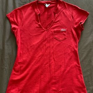 Red guess tshirt